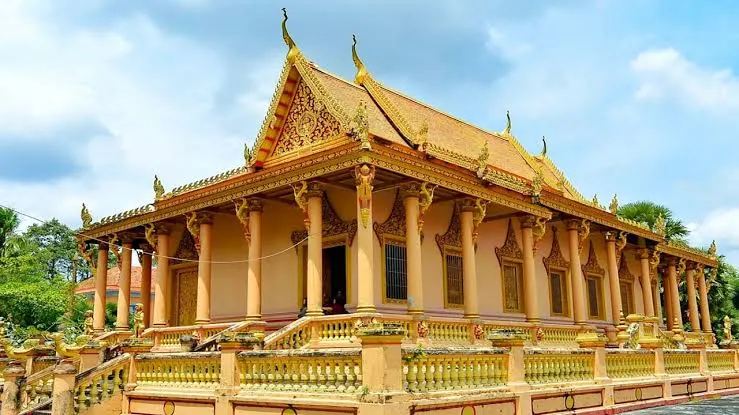 Clay Pagoda, Can Tho